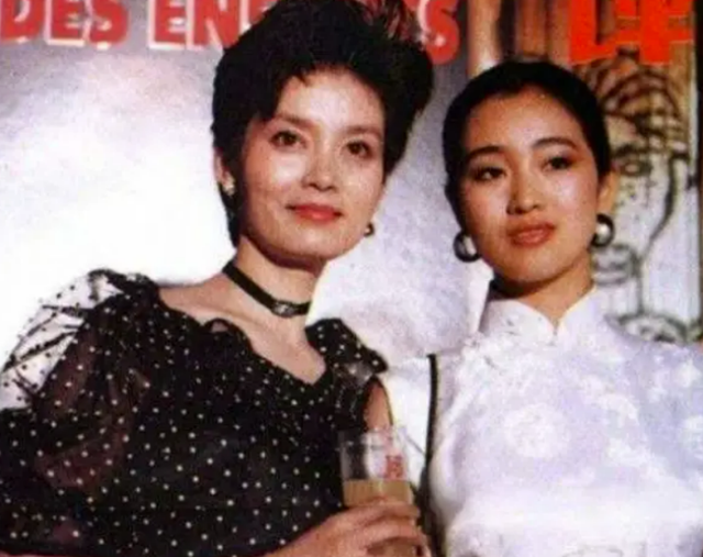 假如幸福来临的演员，假如幸福来临的演员表张露（宋春丽：和教授丈夫结婚42年）