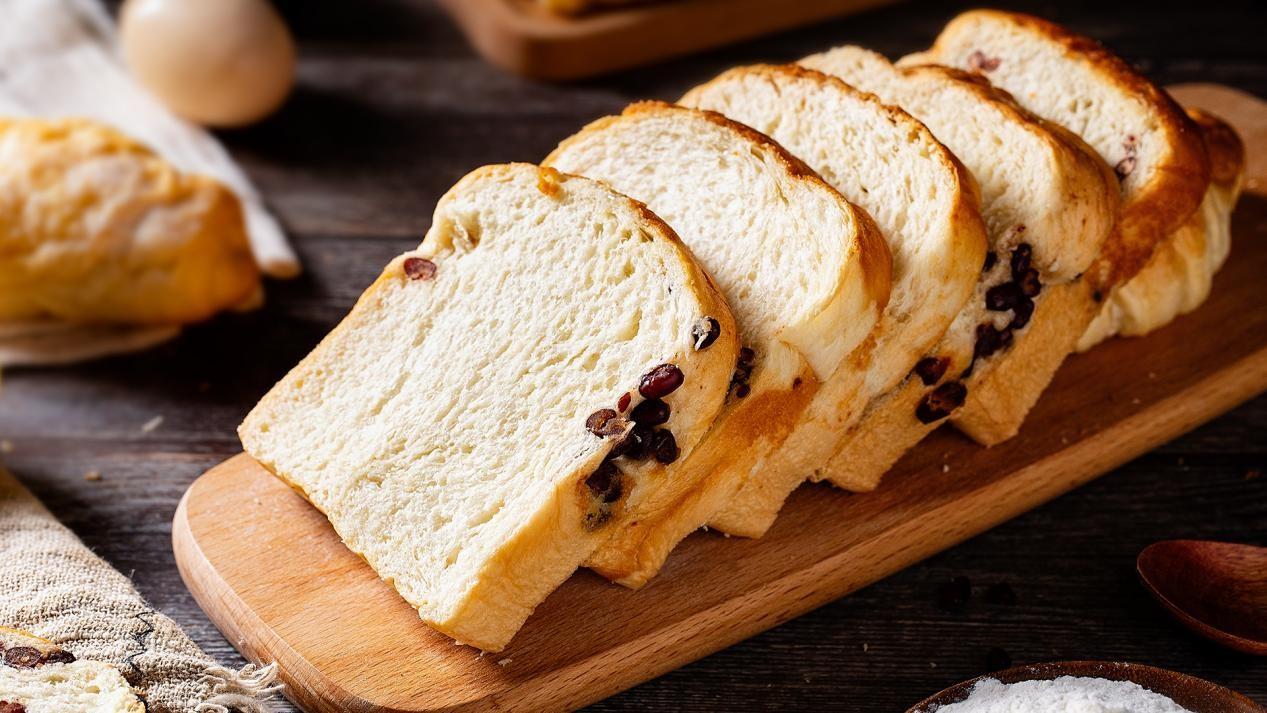 开蛋糕店需要投资多少钱，开一个蛋糕店大概需要多少钱（个人创业：蛋糕店利润大不大）