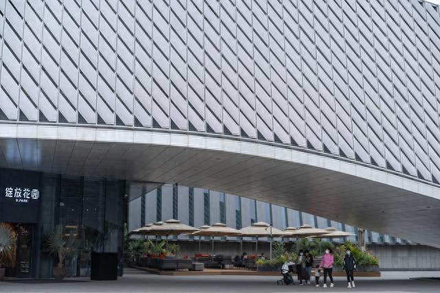 来深圳欢乐港湾，又有好去处，免费打卡攻略送上