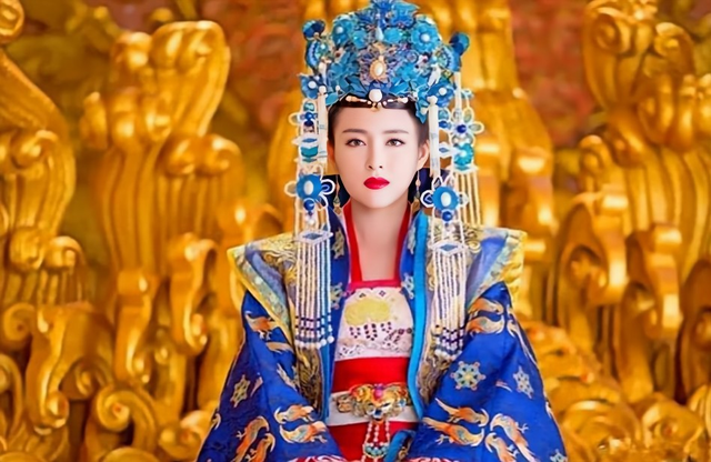 演员甘婷婷简历，甘婷婷：曾手握百余支广告