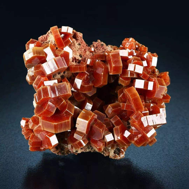 铅的化学元素符号，pb是什么元素怎么读（地球杂志：大“铅”世界）