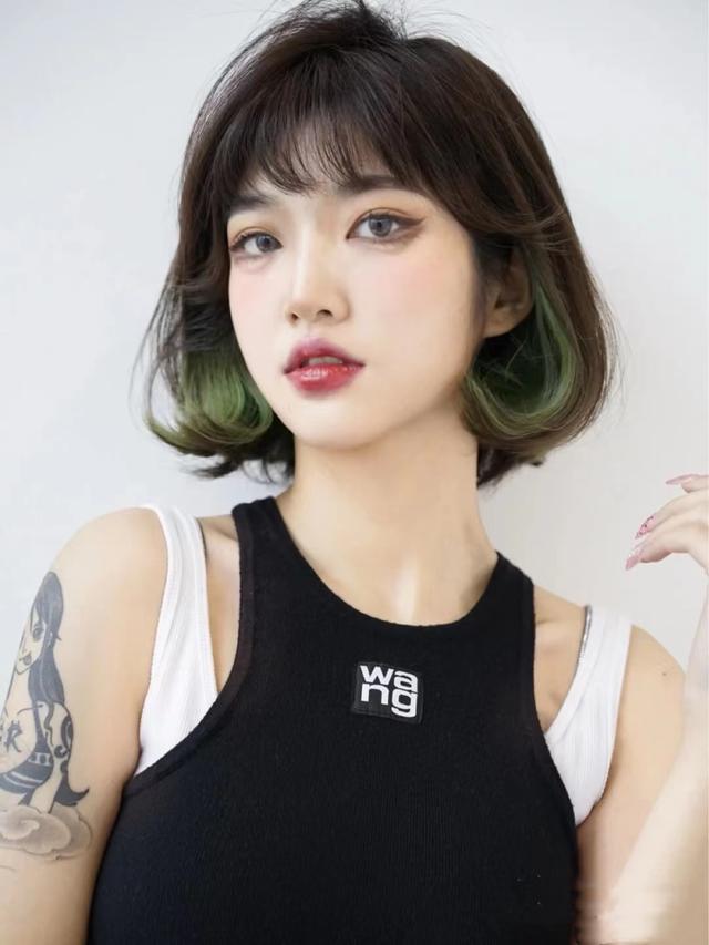 烫头发大概要多久时间，锡纸烫需要多长时间锡纸烫头发要多长时间（你知道纹理烫要烫多久）