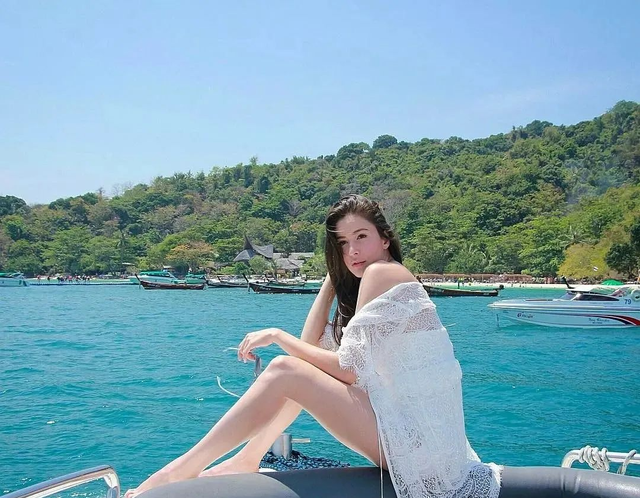 世界十大混血模特，全球最美的10位混血女神