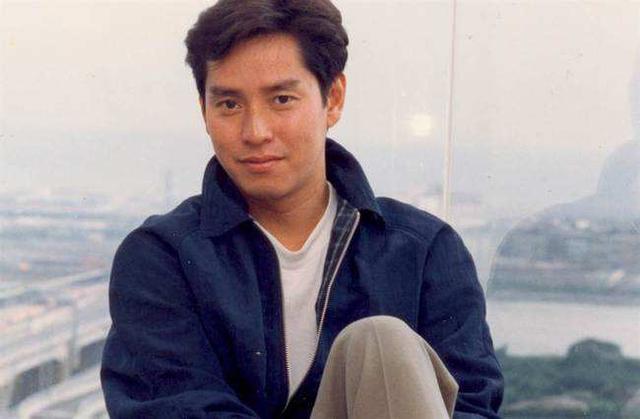 男歌手排行榜100名，中国十大男歌手排名（盘点香港歌坛地位最高的10位歌手）