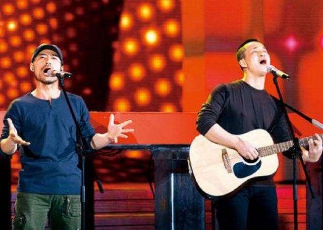 旭日阳刚资料，旭日阳刚的旭日阳刚（旭日阳刚：从地铁站唱到了央视）