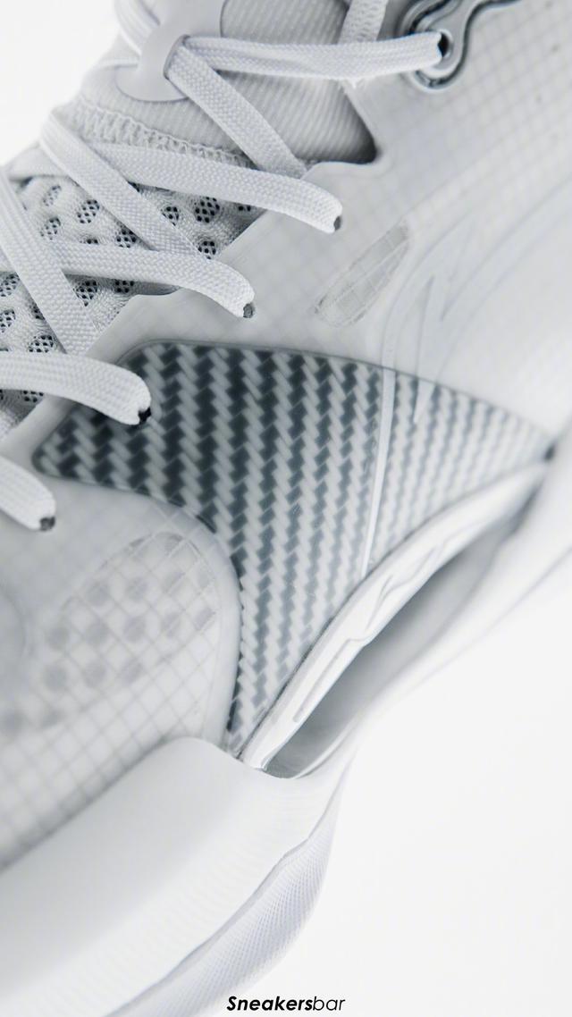 李宁篮球鞋怎么样，李宁和安踏哪个好（李宁做了一双更强的“超轻”篮球鞋）