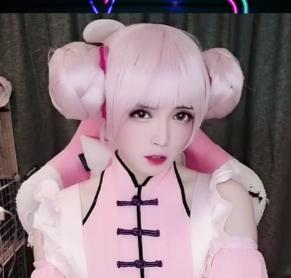 男扮女装的动漫人物，男扮女装动漫（男扮女装的cosplay）