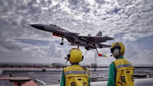 中国的航空母舰有几艘，中国第三艘航母的名字叫什么（核动力威慑力多大）