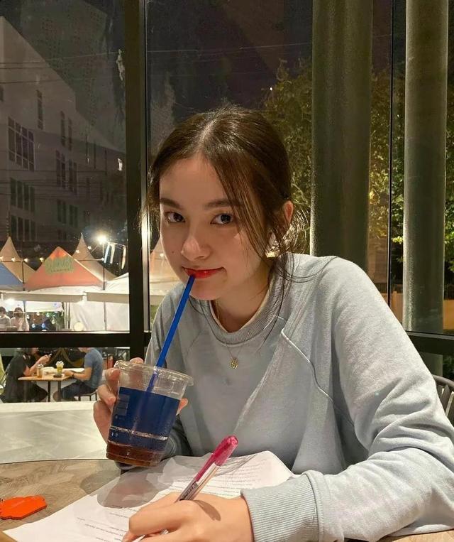 头像｜清纯女头 温柔美好微信，头像｜清纯女头 温柔美好（美女姐姐头像，可爱清纯）