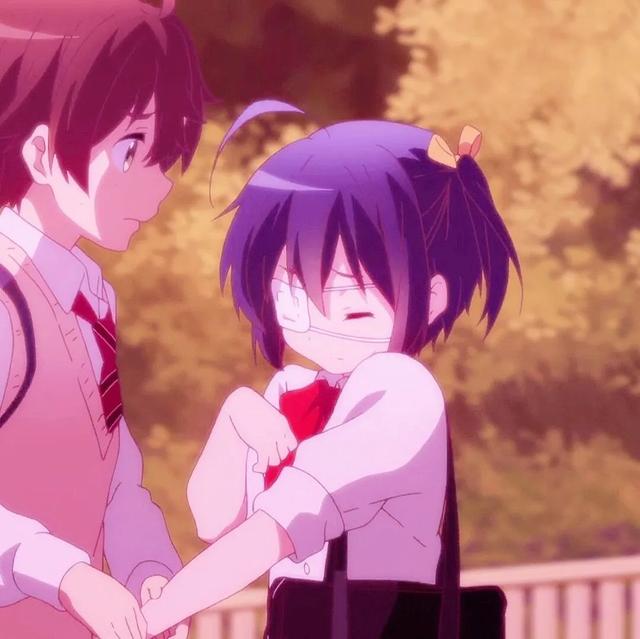 中二病女生特点，中二病也要谈恋爱／动漫女生头像微信（精选中二病也要谈恋爱动漫情侣头像大全）