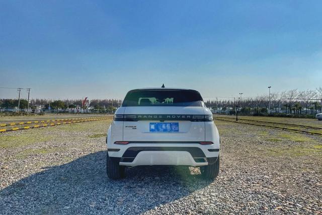 range rover是什么车，range（上小姐姐的车之揽胜极光）