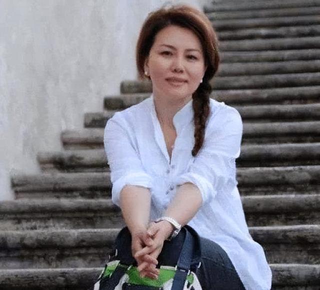 间谍是国家培养还是自愿的，中国哪些大学是培养间谍的（央视主持成蕾：卧底20年）