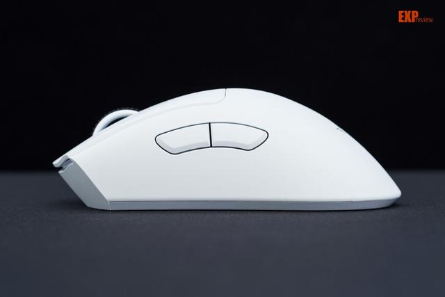 cf鼠标灵敏度多少最好（雷蛇炼狱蝰蛇V3专业版游戏鼠标体验）