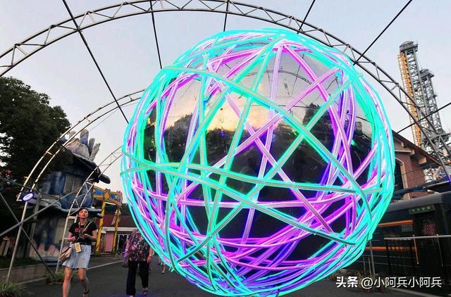 上海锦江乐园：游乐园的魅力与历史