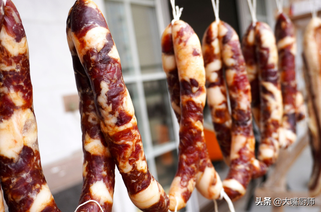 香肠太硬怎么变软，如何把干香肠回软（不能直接冷冻保存）