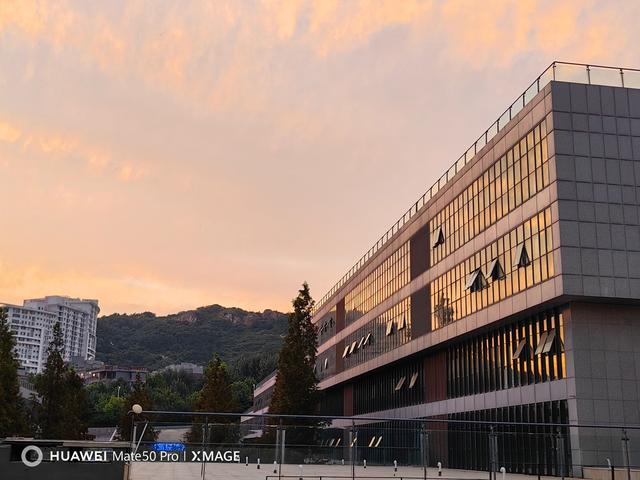 华为荣耀6总是自动关机怎么回事，华为荣耀手机自动关机开机怎么回事（上手体验：Mate）