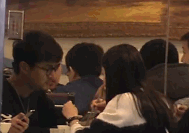 杨幂和胡歌现在关系如何，再回顾下他和薛佳凝、杨幂、江疏影的爱情故事