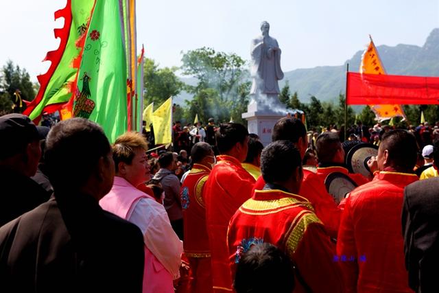 喷空地名郑州岐伯山，岐伯山在哪（新密市岐伯山举行第四届中华医祖岐伯拜祖大典）