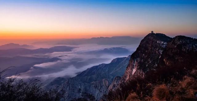 关于峨眉山的诗句，千年唐诗，还原峨眉山最美风景