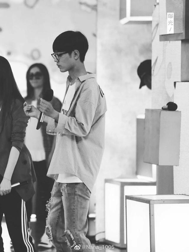 肖战快乐大本营，肖战郑爽快乐大本营哪一期（肖战一共上了四次《快乐大本营》）