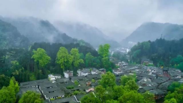 国庆去哪旅游好，国庆节去哪里旅游合适（10个宝藏景点get雅安最美秋色）