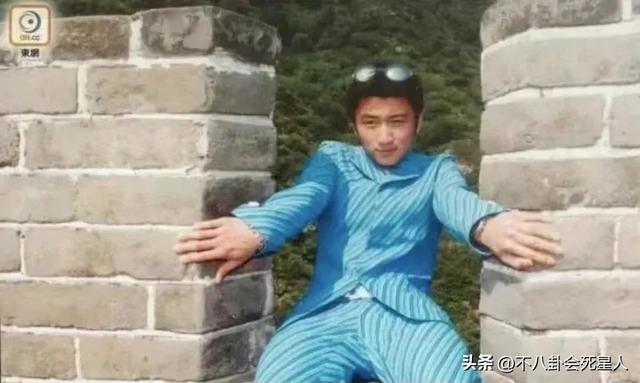 看不起人的图片，鄙视你图片（明星的早期照片）