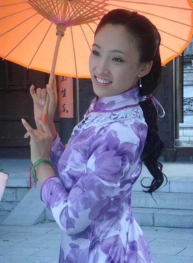 姚贝娜与那英的关系，记忆中还有她们的身影
