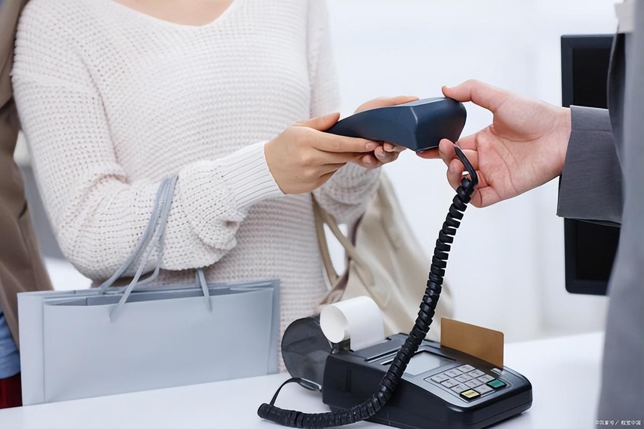 律师私自收费的情形（青年律师执业的7个危险信号）