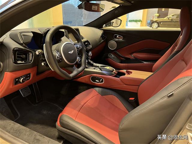 奔驰最便宜的跑车，奔驰最便宜的跑车（最便宜的阿斯顿马丁）