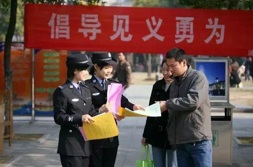 请记住，这十六位平凡英雄，致敬2022年全国见义勇为的英雄模范们
