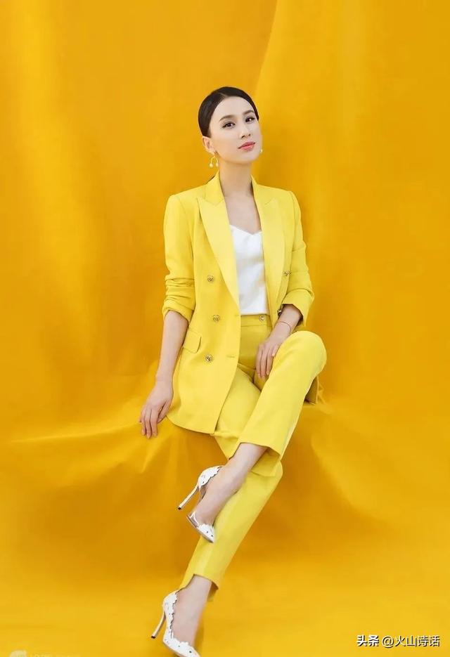 黄圣依拍过的电影，黄圣依有拍哪些电视剧（黄圣依：婚变风波后首露面）