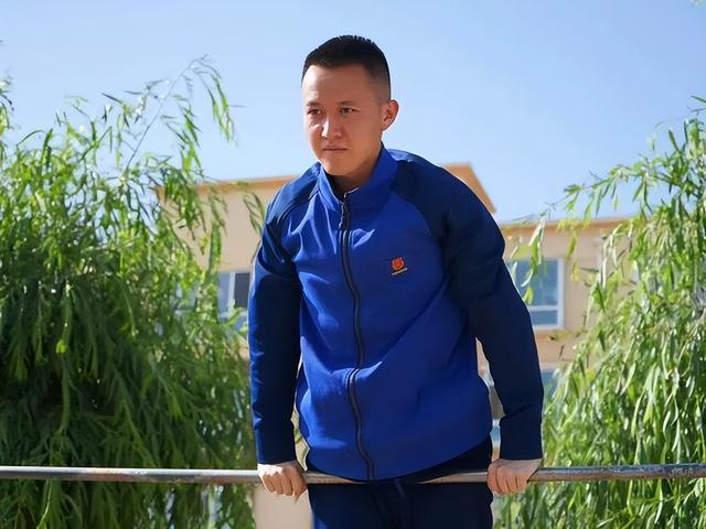宝藏男孩是什么意思，我的宝藏男孩是什么意思（实习消防员里的“宝藏男孩”）