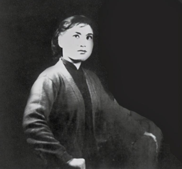 红梅赞原唱，红梅赞原唱万馥香唱段（“王母娘娘”万馥香）