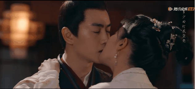 溺毙:超酷高冷盐系魅力风男头.这世上从不缺乏让人心动的新鲜感，微信头像，溺毙:超酷高冷盐系魅力风男头.这世上从不缺乏让人心动的新鲜感（古偶还是交给已婚男吧）