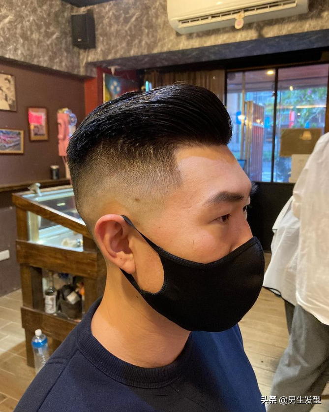 国字脸适合什么发型（男人过了40岁，建议剪这3款发型）