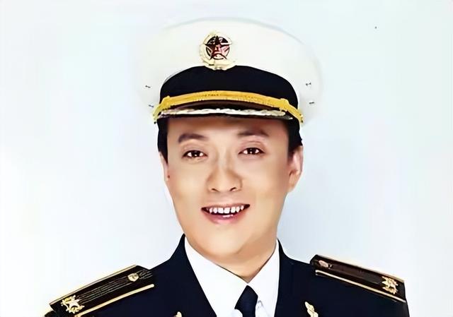 不仅名气大，军衔也高到吓人！这12个明星，个个一身正气堪称清流