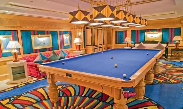 迪拜帆船酒店简介，迪拜帆船酒店介绍（80张高清图带你走进迪拜七星级帆船酒店）