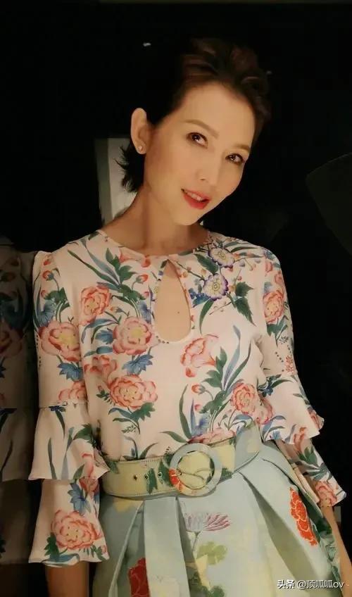 陈小春对张柏芝是真爱吗，美到极致的香港3大美女明星