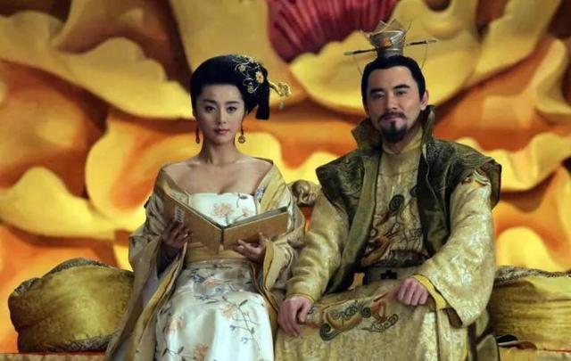 安禄山生平简介，安禄山简介（古今演戏水平的对比）