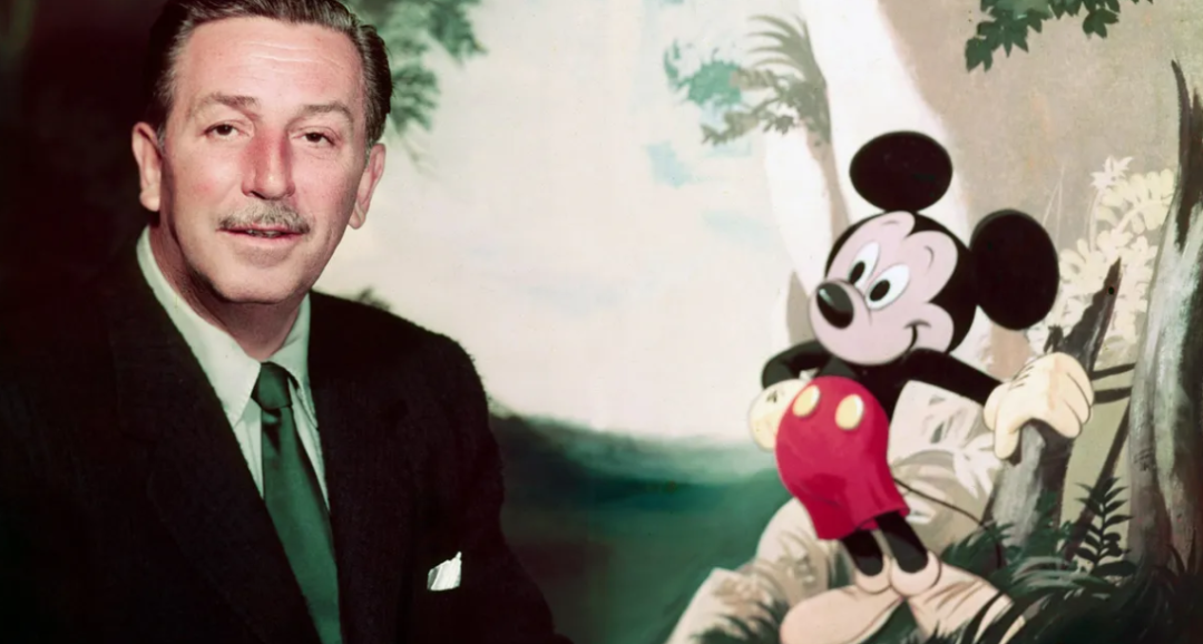 美国迪士尼乐园，美国迪士尼乐园有多好玩（最初是为了建成一座“法西斯的乌托邦”）