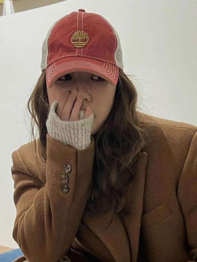 儿童发型图片 小女孩发型绑扎方法简单又可爱，儿童发型图片（几款绝美的新年公主编发）