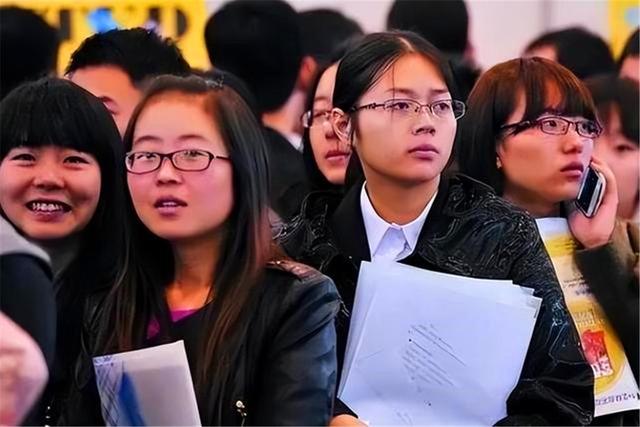 请假的常用理由有哪些，请假理由一般有哪些（五个让你老师听了都无奈的请假理由）