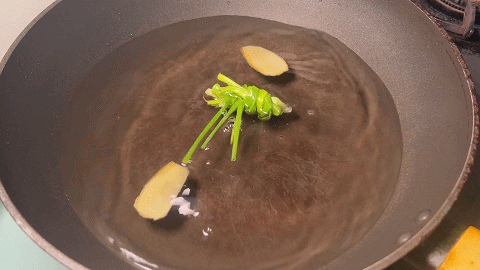 宽粉怎么做好吃，炒宽粉怎么做好吃（回家就能吃到的宽粉烧肉）