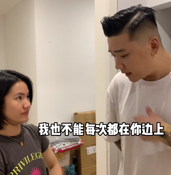 戴“名表”穿“名牌”？变形计李勒优被批忘本，崔晋现身霸气护妹