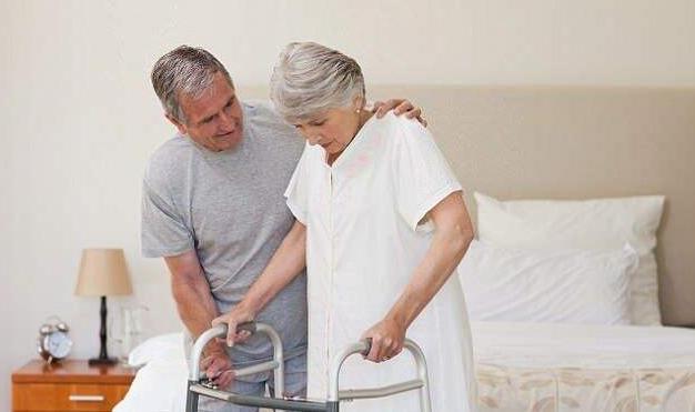 鸡胸肉有激素吗，鸡胸肉是否含有大量激素（鸡肉含有大量激素）