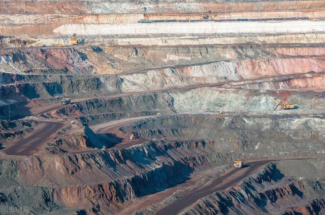 世界上矿产资源最丰富的国家之一，全球最大国土面积+最富矿的十大国家