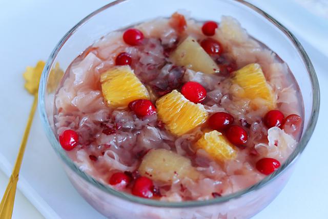 小米汤怎么做，正确熬小米粥的步骤（建议女人中年以后）