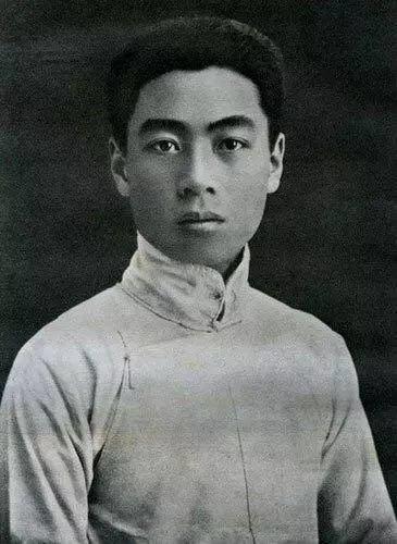 客随主便什么意思，客随主便是什么意思（1954年周总理在苏联用英文致辞）