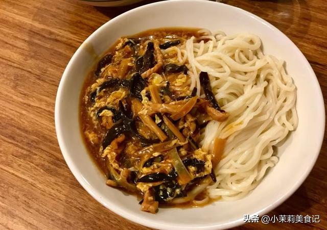 大年初二有什么讲究，大年初二啥讲究（牢记“1拜2回3不做4要吃”）