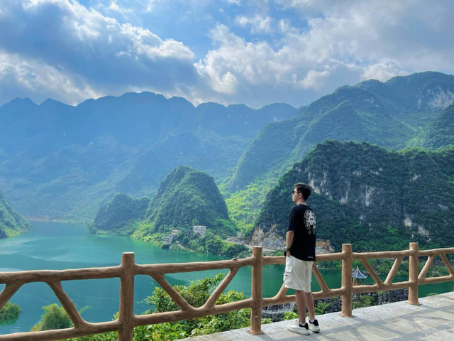 瑶/ins风背景图.，INS背景图全屏（是时候去桂西南来一趟“走心”之旅了）